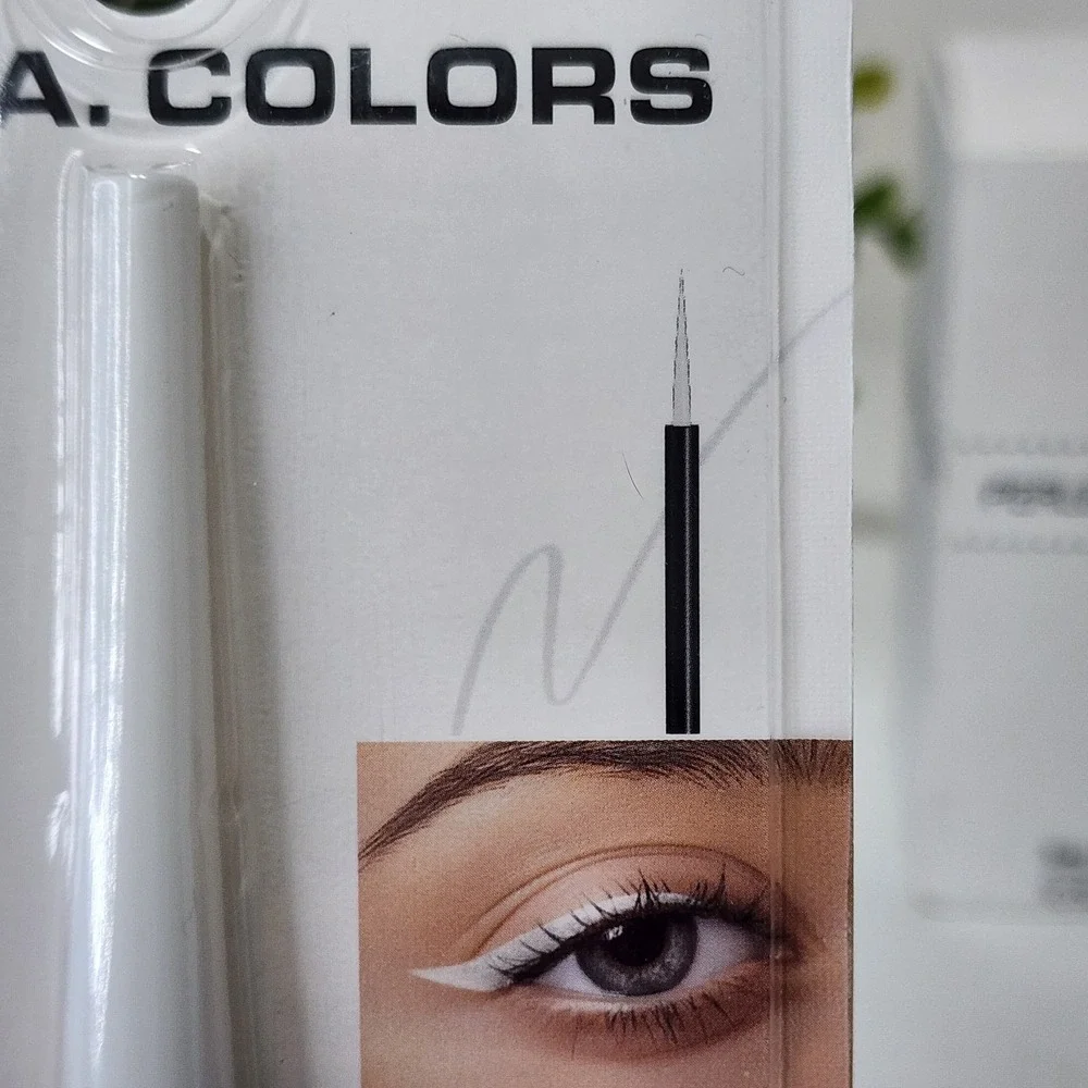 L.A. COLORS Liquid Eyeliner Matte White C62107 ~ Fine Tip Brush ~ New